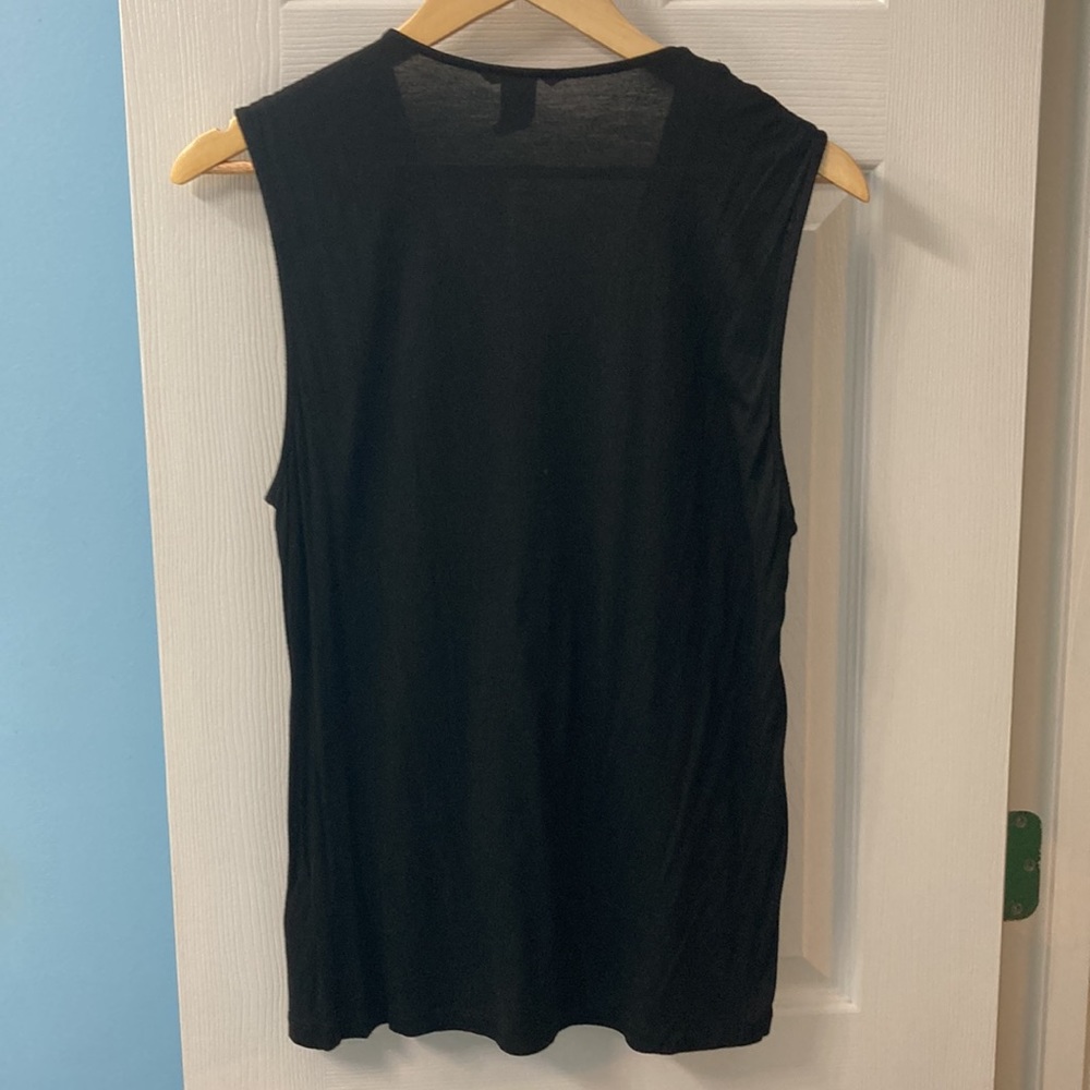 H&M Ruffled tank - Picture 3 of 3